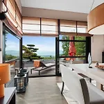 Villa Exquisite 5-bedroom In For Families By Guestlee