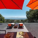 Exquisite 5-bedroom In For Families By Guestlee * Arzier