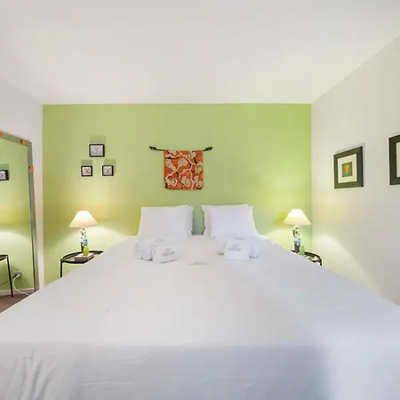 Villa Exquisite 5-bedroom In For Families By Guestlee