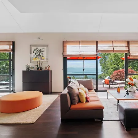 Вилла Exquisite 5-bedroom In For Families By Guestlee