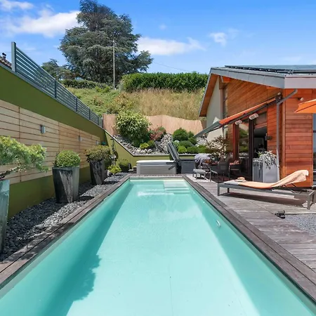 Exquisite 5-bedroom In For Families By Guestlee