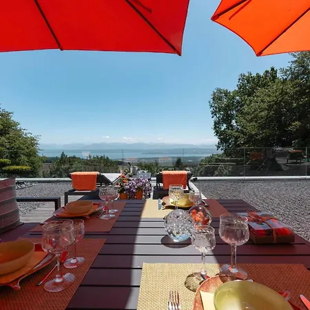 Exquisite 5-bedroom In For Families By Guestlee Villa *