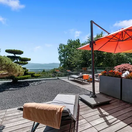 Exquisite 5-bedroom In For Families By Guestlee Арзье