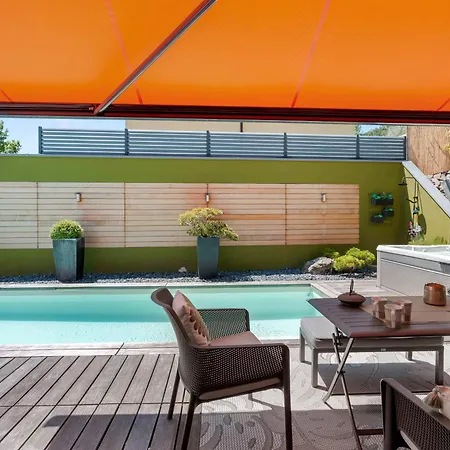Villa Exquisite 5-bedroom In For Families By Guestlee Arzier