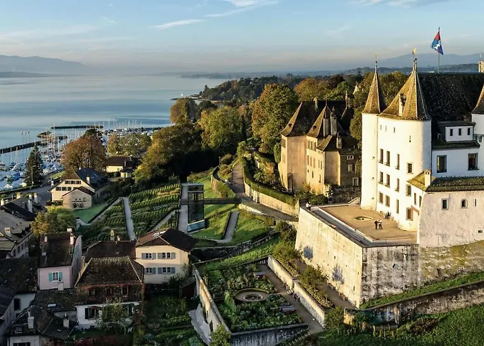 Exquisite 5-bedroom In For Families By Guestlee 别墅