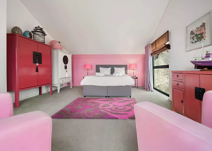 Exquisite 5-bedroom In For Families By Guestlee 阿泽尔