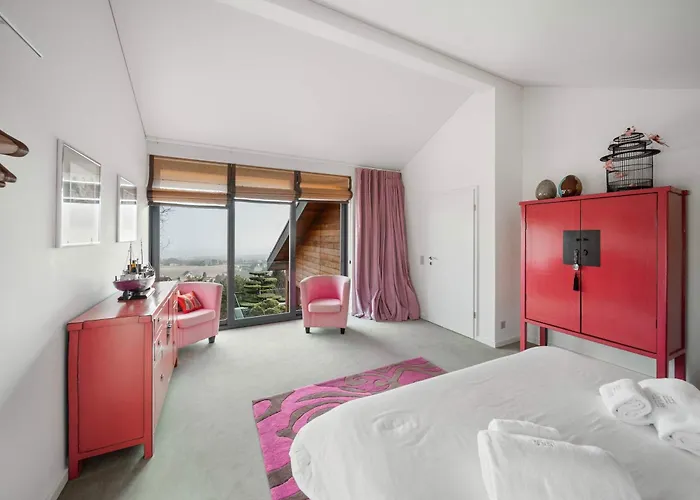 Exquisite 5-bedroom In For Families By Guestlee 别墅 *