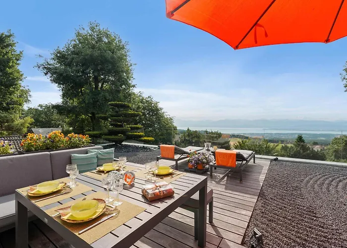 别墅 Exquisite 5-bedroom In For Families By Guestlee *