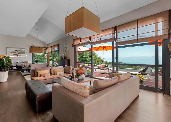 别墅 Exquisite 5-bedroom In For Families By Guestlee *