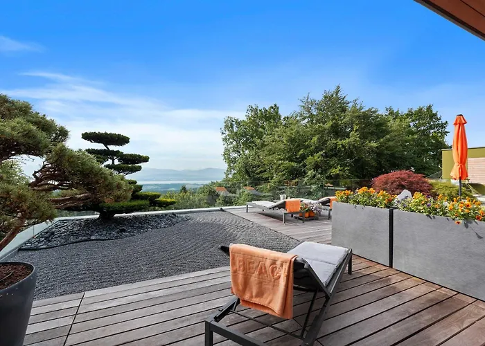 Exquisite 5-bedroom In For Families By Guestlee 阿泽尔