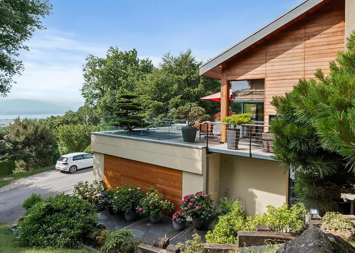 Villa Exquisite 5-bedroom In For Families By Guestlee