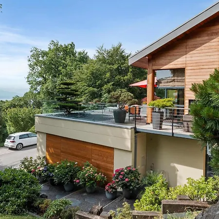 Villa Exquisite 5-bedroom In For Families By Guestlee