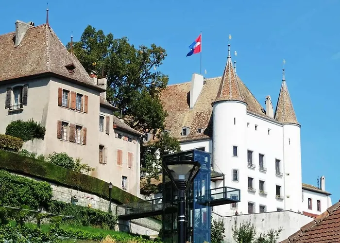 Villa Exquisite 5-bedroom In For Families By Guestlee Arzier